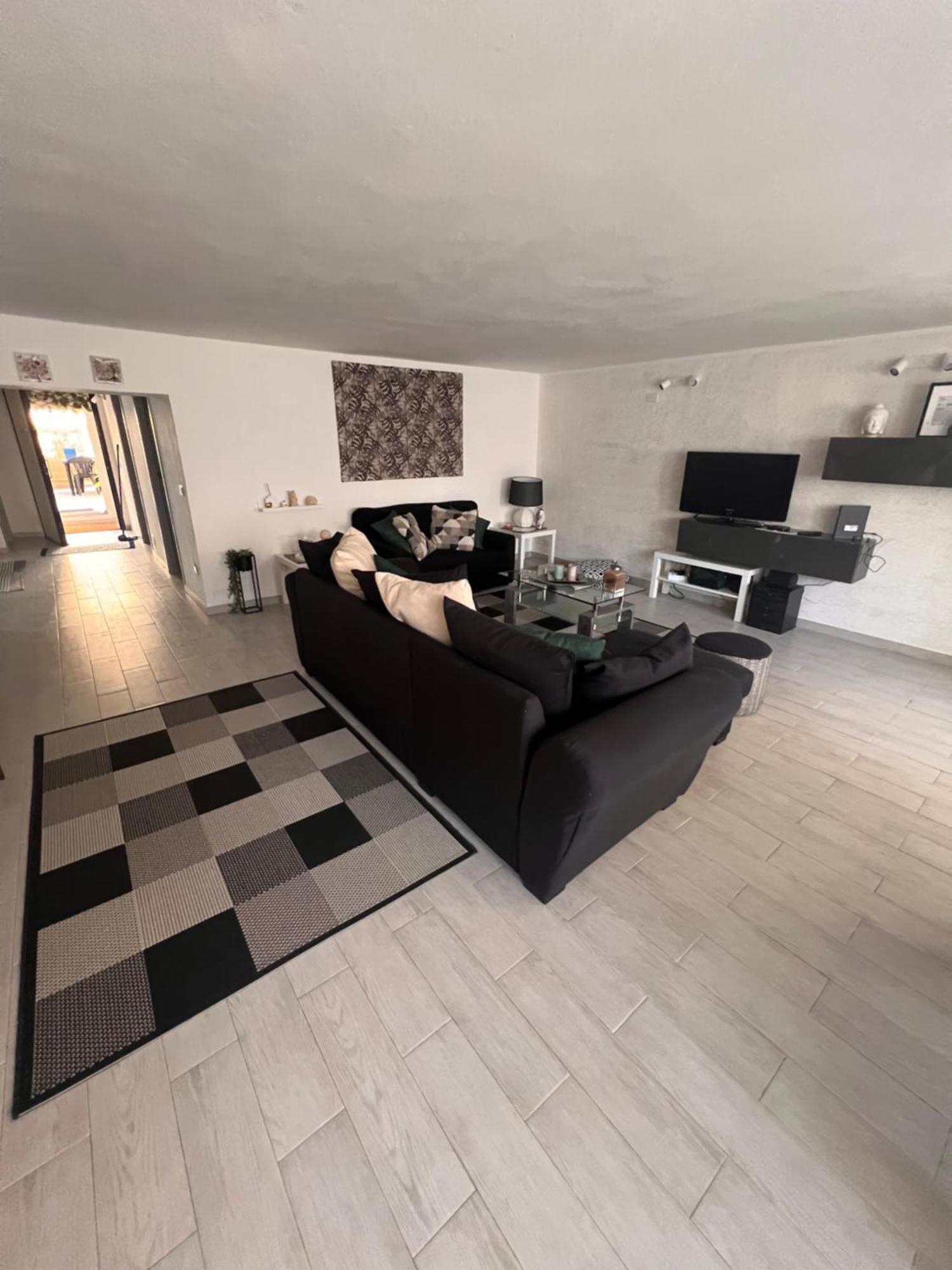 Casa Vacanze Manzoni 29 Cagliari Exterior foto